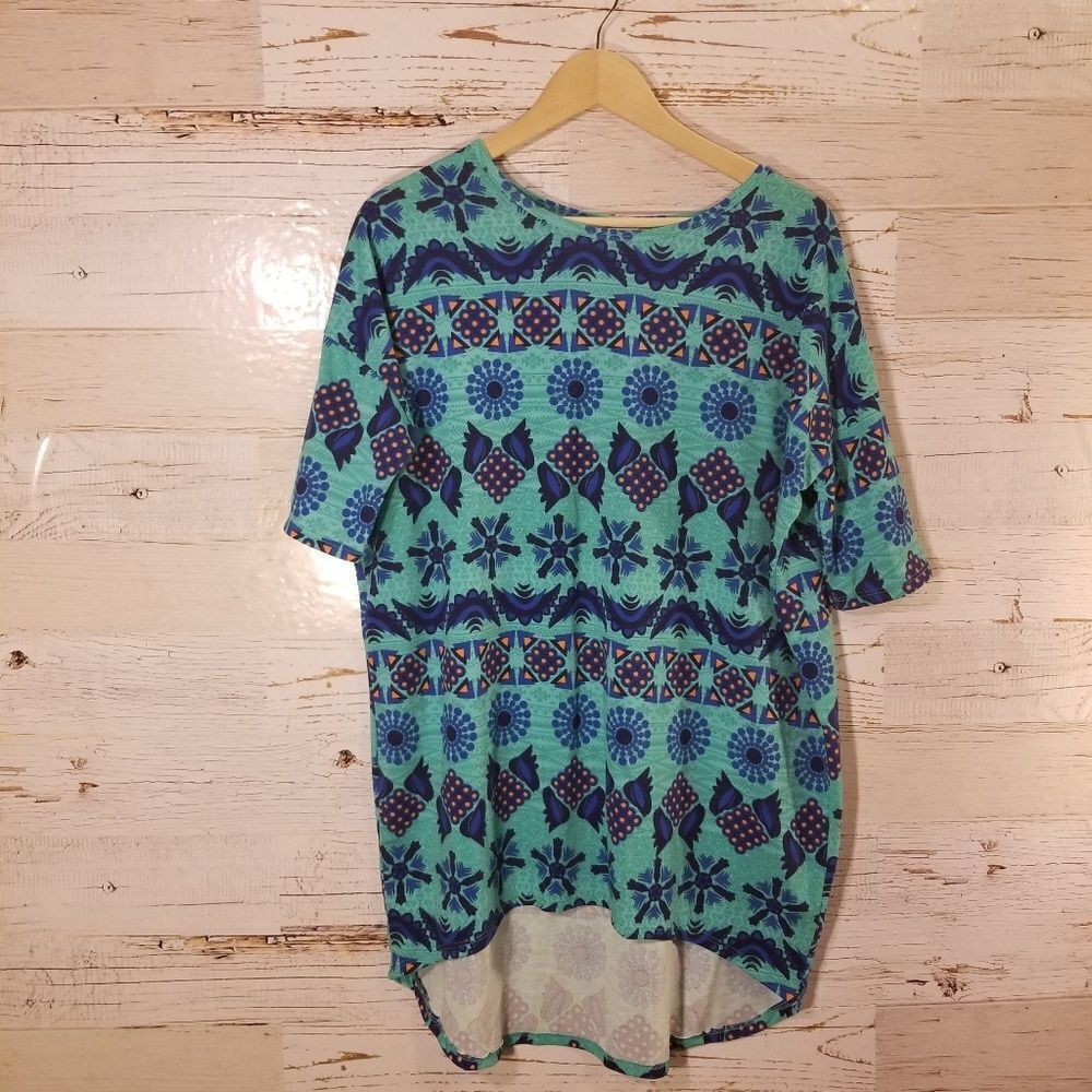 LuLaRoe print design over-sized top